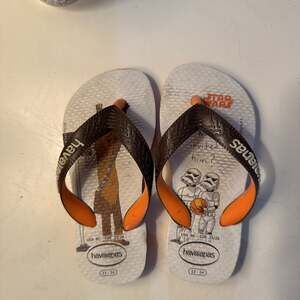 Havaianas Kids Star Wars Flip Flops - Darth Vader/Stormtrooper